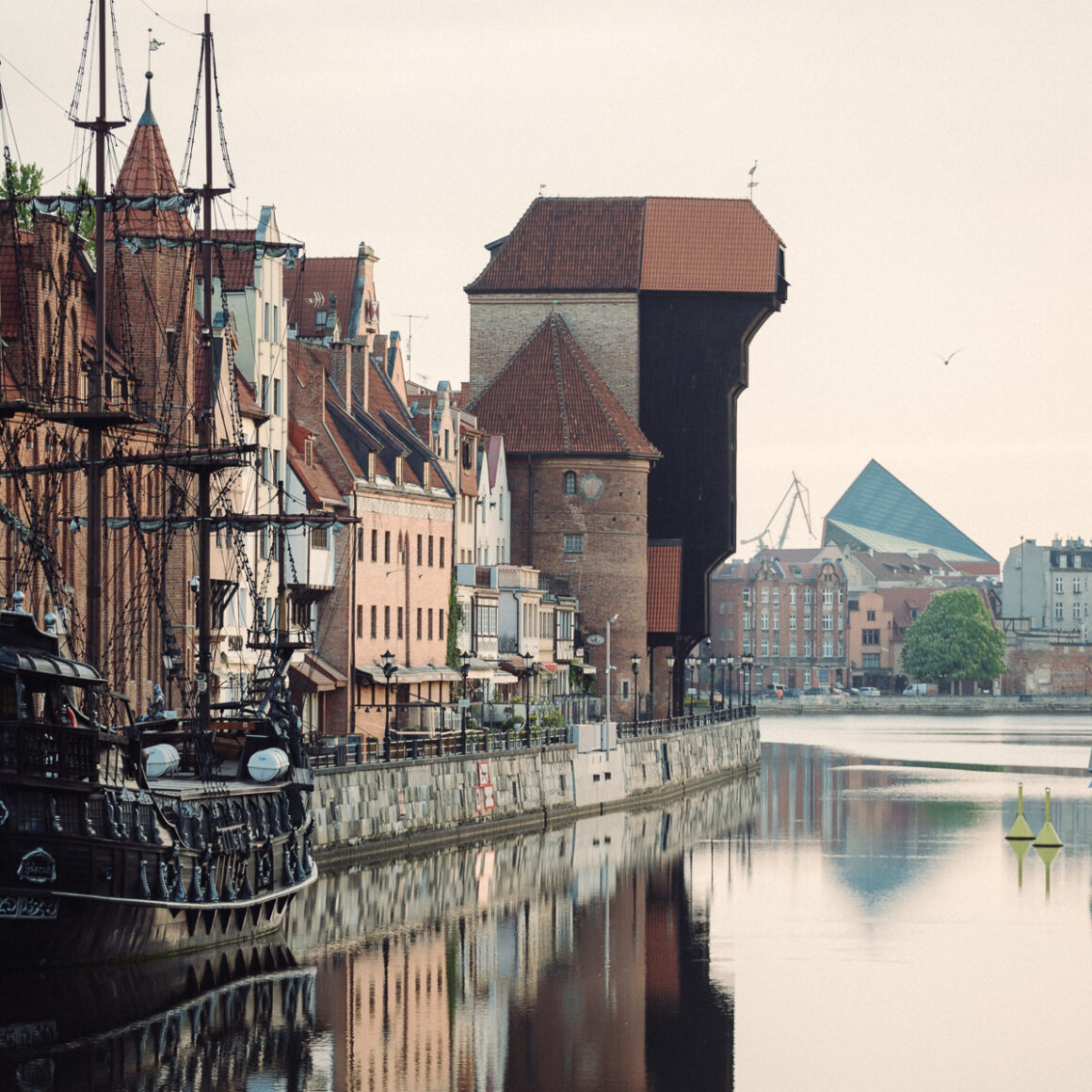 Gdansk historic crane