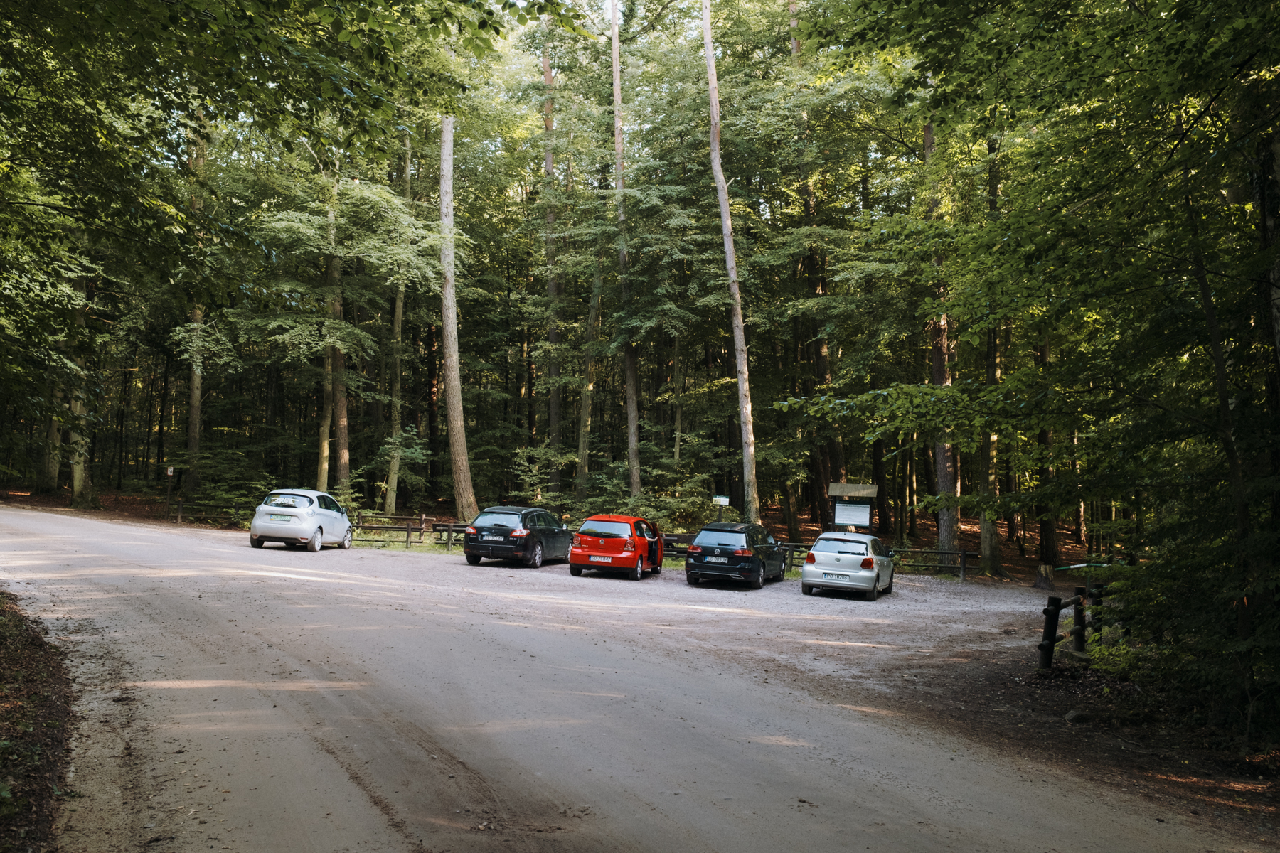 Parking Jezioro Otomińskie